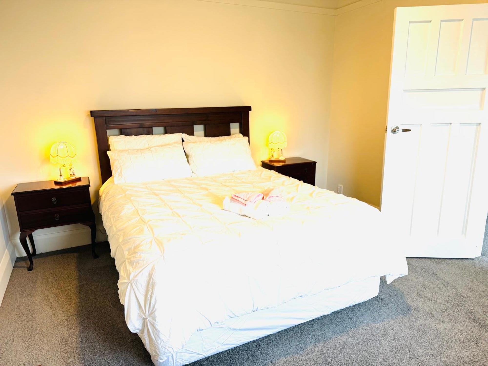 298 Home Christchurch Extérieur photo